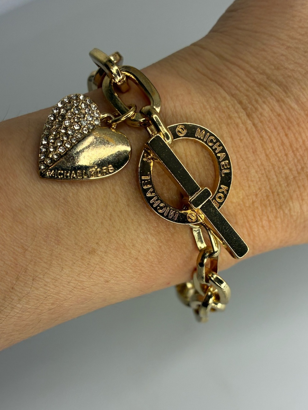 Vintage Gold Crystal Heart Toggle Bracelet